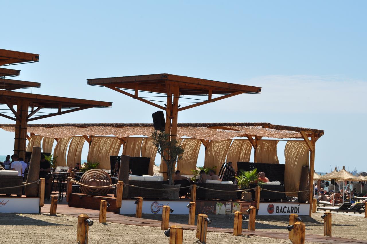 Tropikal Bungalows Durrës Exterior foto