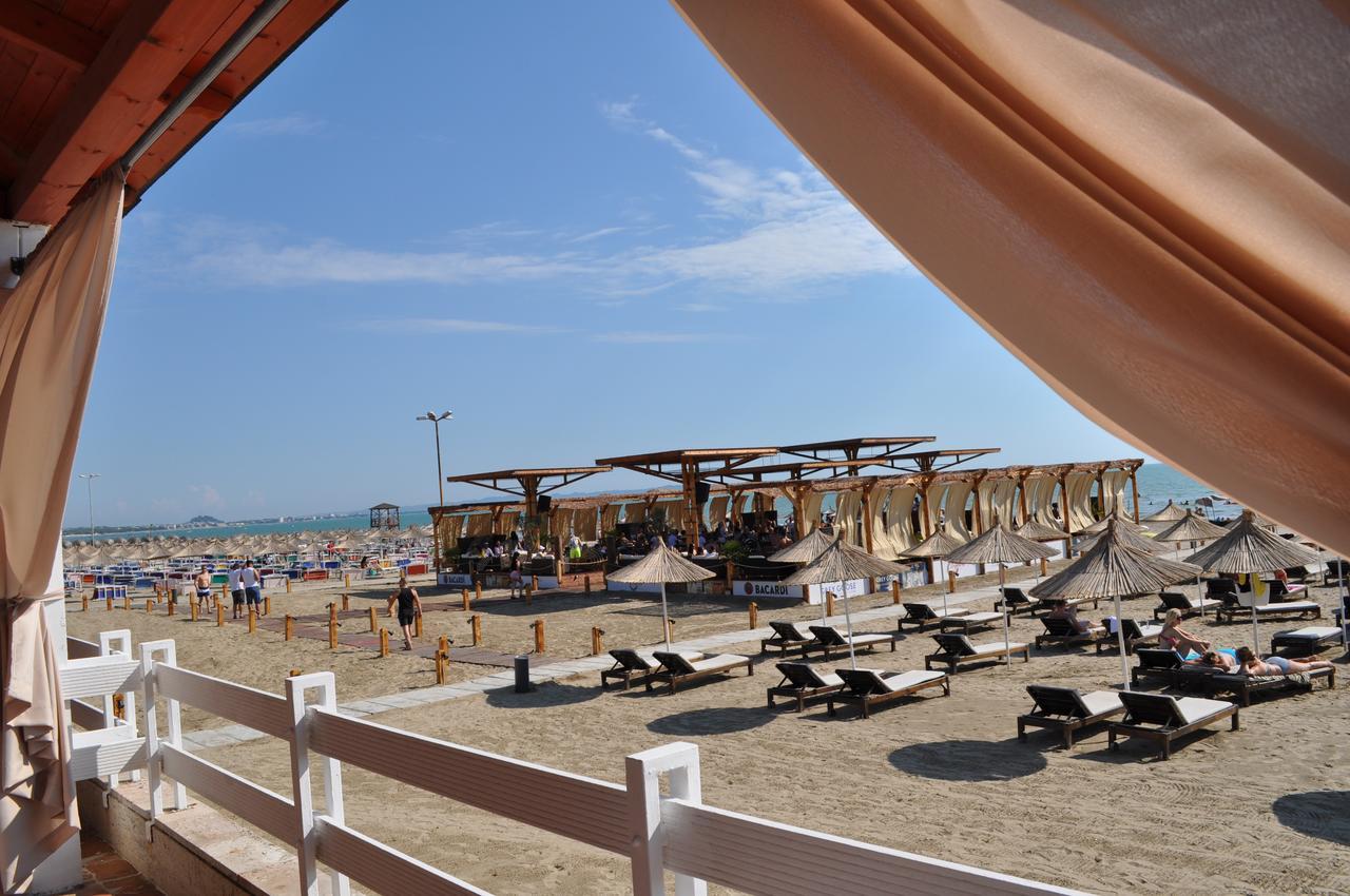 Tropikal Bungalows Durrës Exterior foto